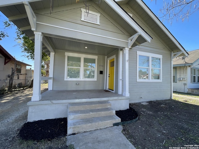 view of front of home featuring covered porch