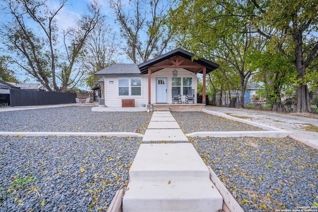 view of front of house with a porch