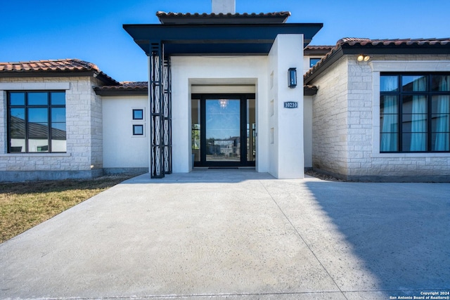 view of entrance to property