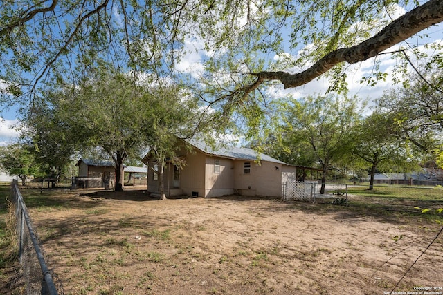 view of home's exterior