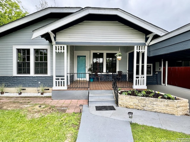 view of front facade featuring a porch