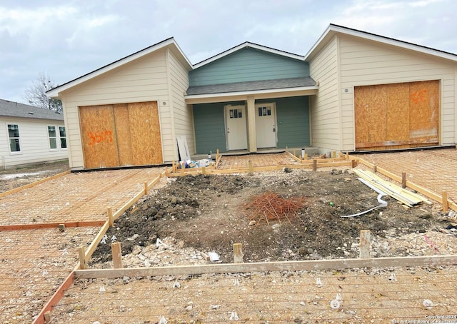 view of front of house with a porch