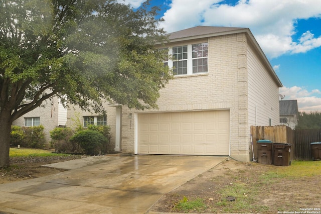 view of front facade featuring a garage