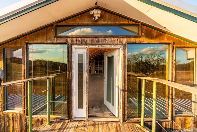 view of entrance to property