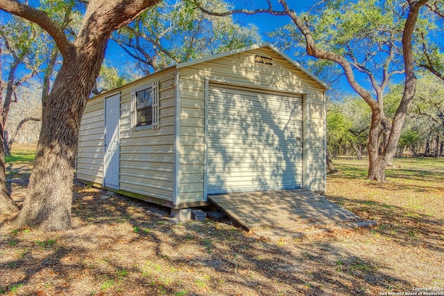 view of outbuilding