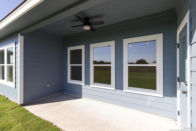 view of patio with ceiling fan