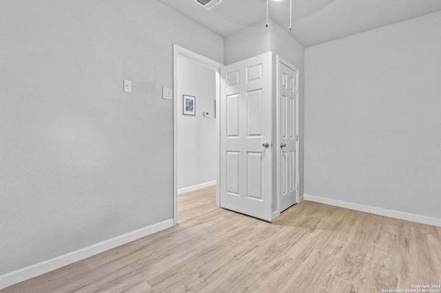 empty room featuring light hardwood / wood-style floors