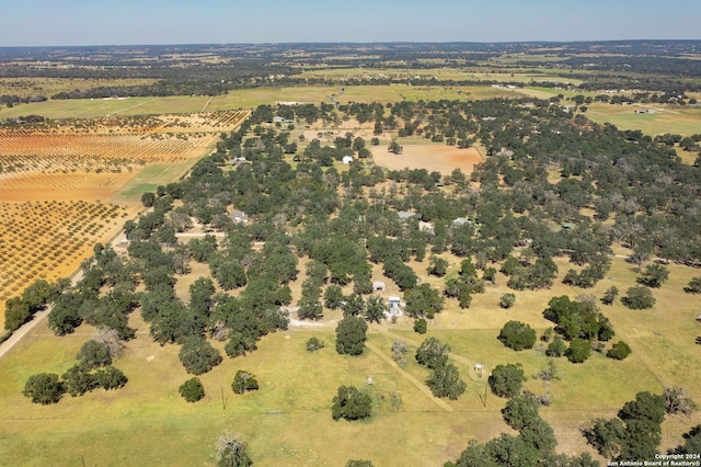 Listing photo 3 for 497 Klaerner Rd, Fredericksburg TX 78624