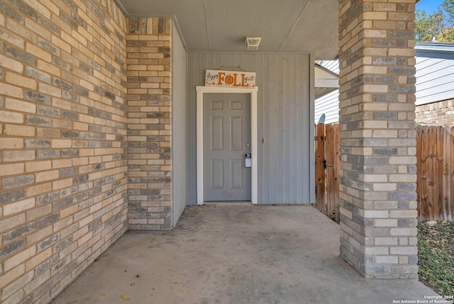 view of entrance to property