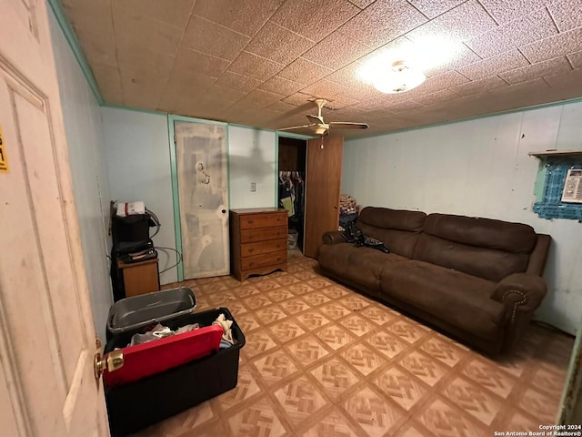 living room featuring ceiling fan