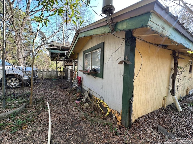 view of home's exterior