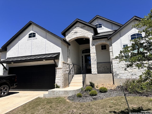 view of front facade with a garage