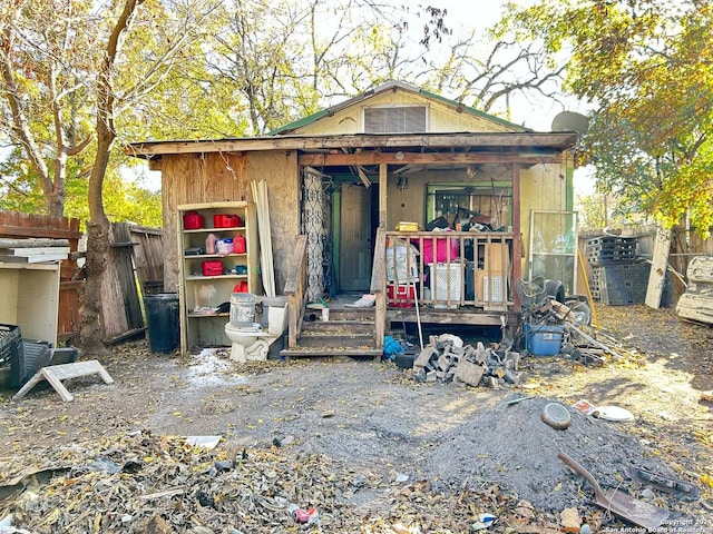 view of outdoor structure