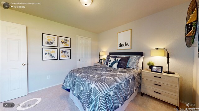 view of carpeted bedroom