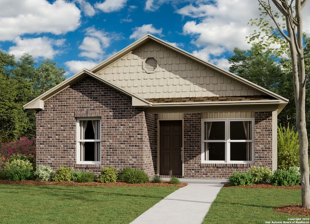 view of front of house with a front yard