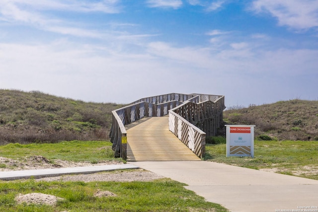 view of surrounding community