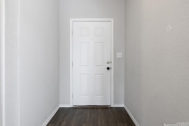 entryway featuring dark hardwood / wood-style floors