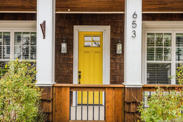 653 Center Grn, New Braunfels, TX 78130 - view of entrance to property