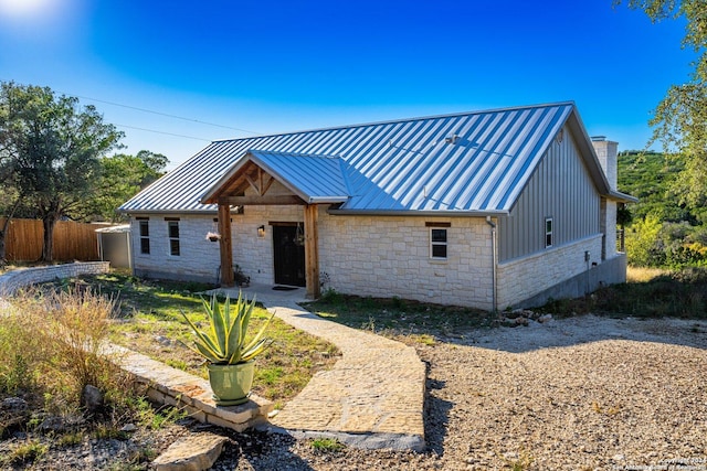 view of front of home