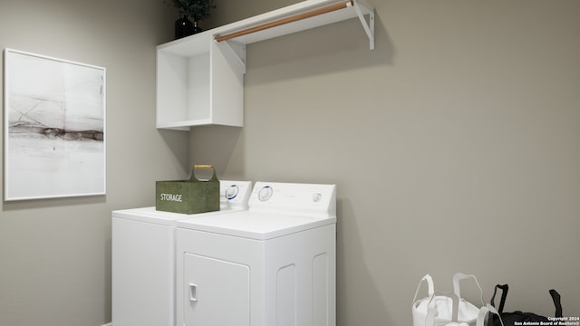 2659 Greenwell Ln, New Braunfels, TX 78130 - clothes washing area with washing machine and dryer