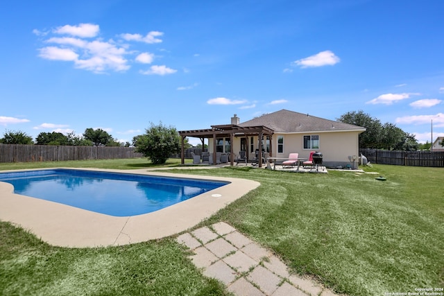 view of swimming pool featuring a pergola, a patio area, and a yard