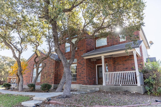 view of front of house with covered porch