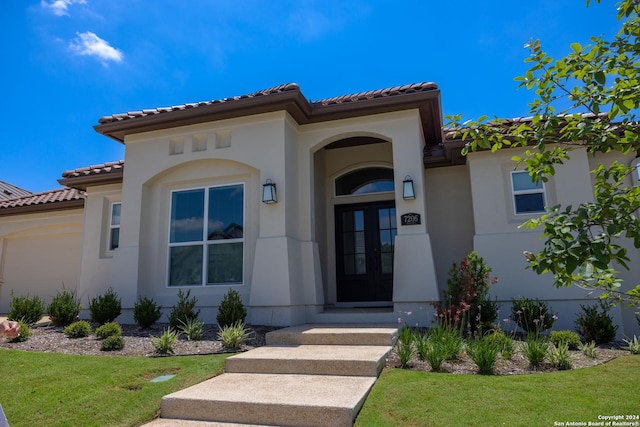 view of mediterranean / spanish-style home