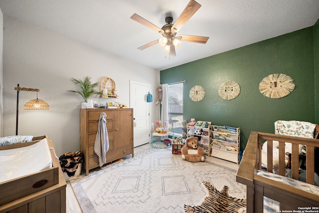 bedroom featuring ceiling fan