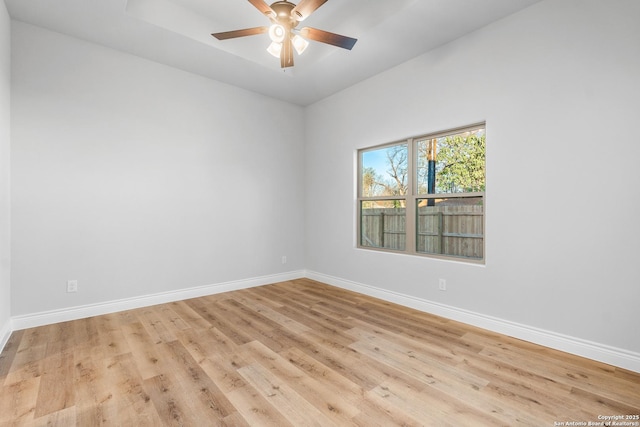 unfurnished room with light hardwood / wood-style floors and ceiling fan