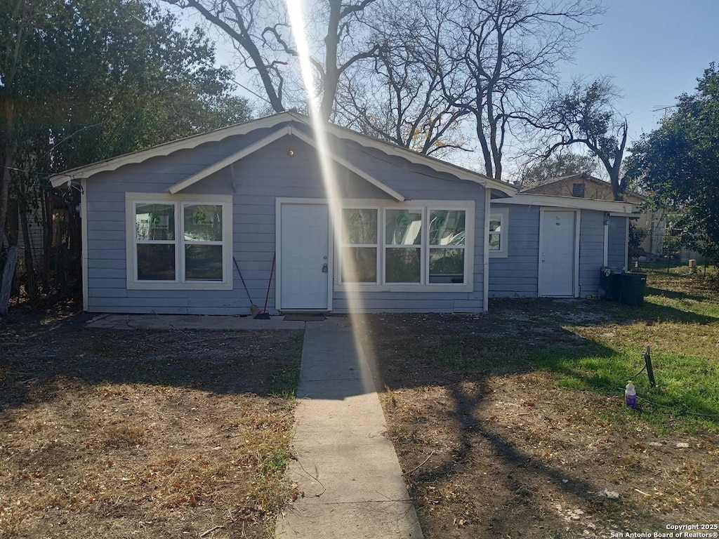 view of front of home