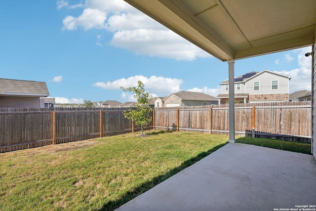 view of yard with a patio area