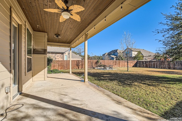 view of patio / terrace with ceiling fan