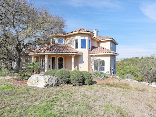 view of front of property