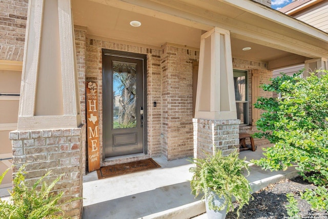 entrance to property with covered porch