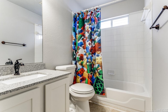 full bathroom featuring shower / bath combo with shower curtain, vanity, and toilet