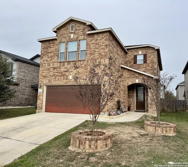 view of front property featuring a garage