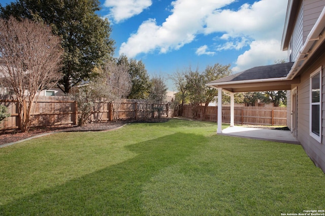 view of yard with a patio