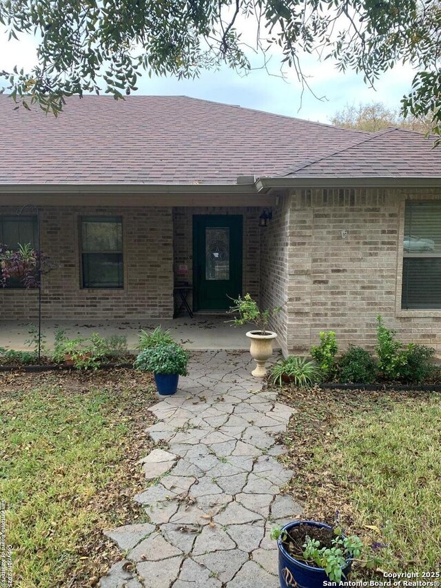 property entrance with a porch