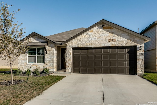 view of front facade with a garage