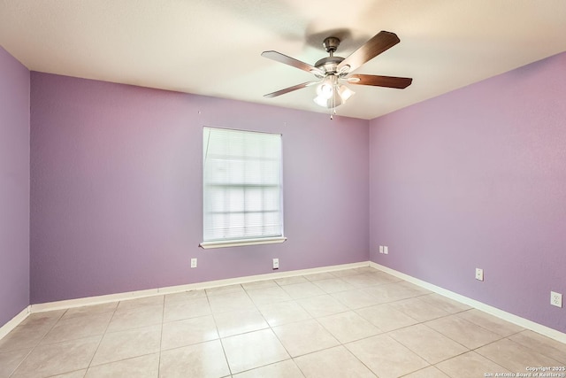 empty room with ceiling fan