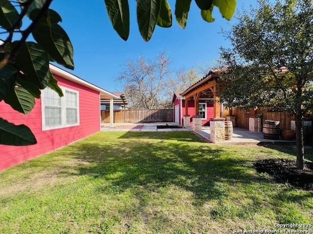 view of yard with a patio area