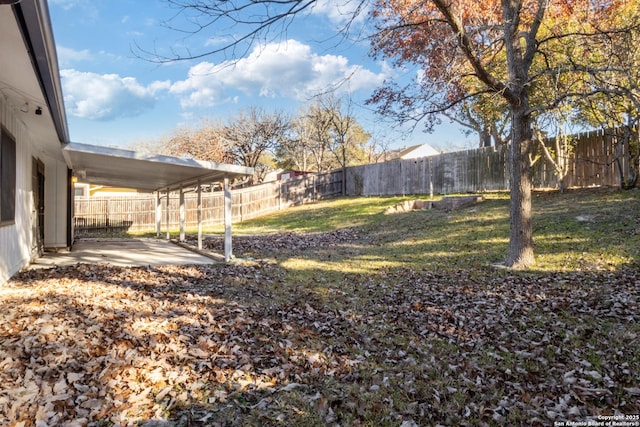 view of yard with a patio