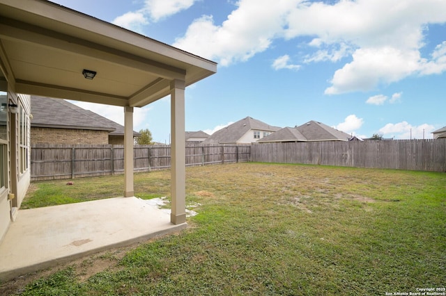 view of yard with a patio area