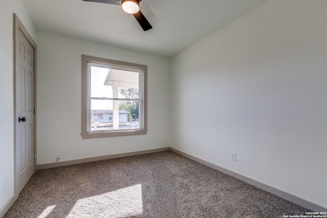 unfurnished room featuring carpet and ceiling fan