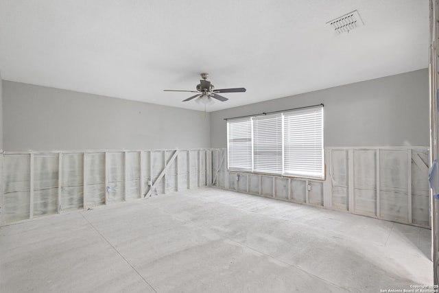 spare room featuring ceiling fan