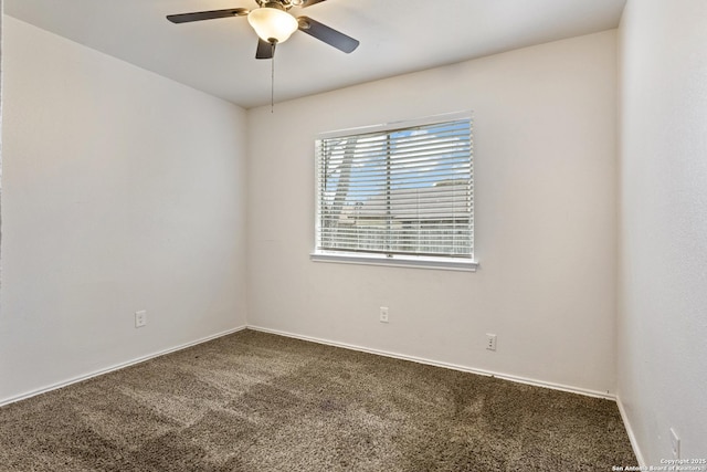 unfurnished room featuring carpet and ceiling fan