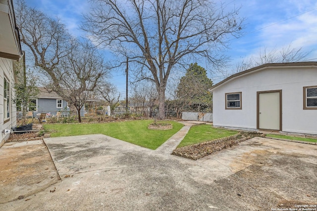 view of yard with a patio area