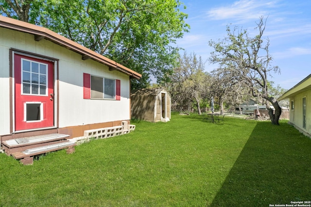 111 Austin Dr S, Boerne, TX 78006 - view of yard featuring entry steps and an outbuilding