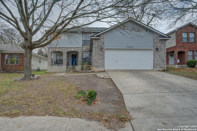 view of front facade with covered porch and a garage