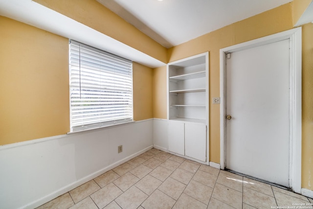 view of tiled empty room